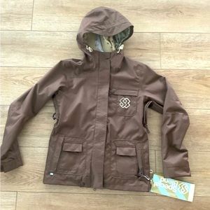 Special blend snowboard jacket nwt